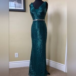 Emerald Green M Sequin Gown